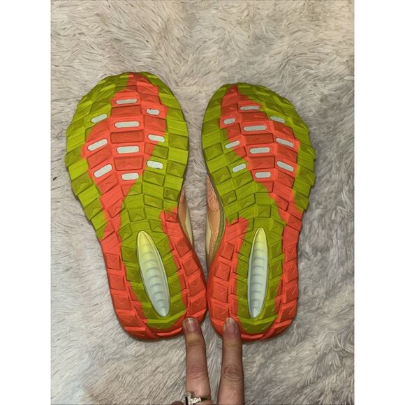 NWOB New Balance Dynasoft Sneakers Size 7.5 - Picture 9 of 9